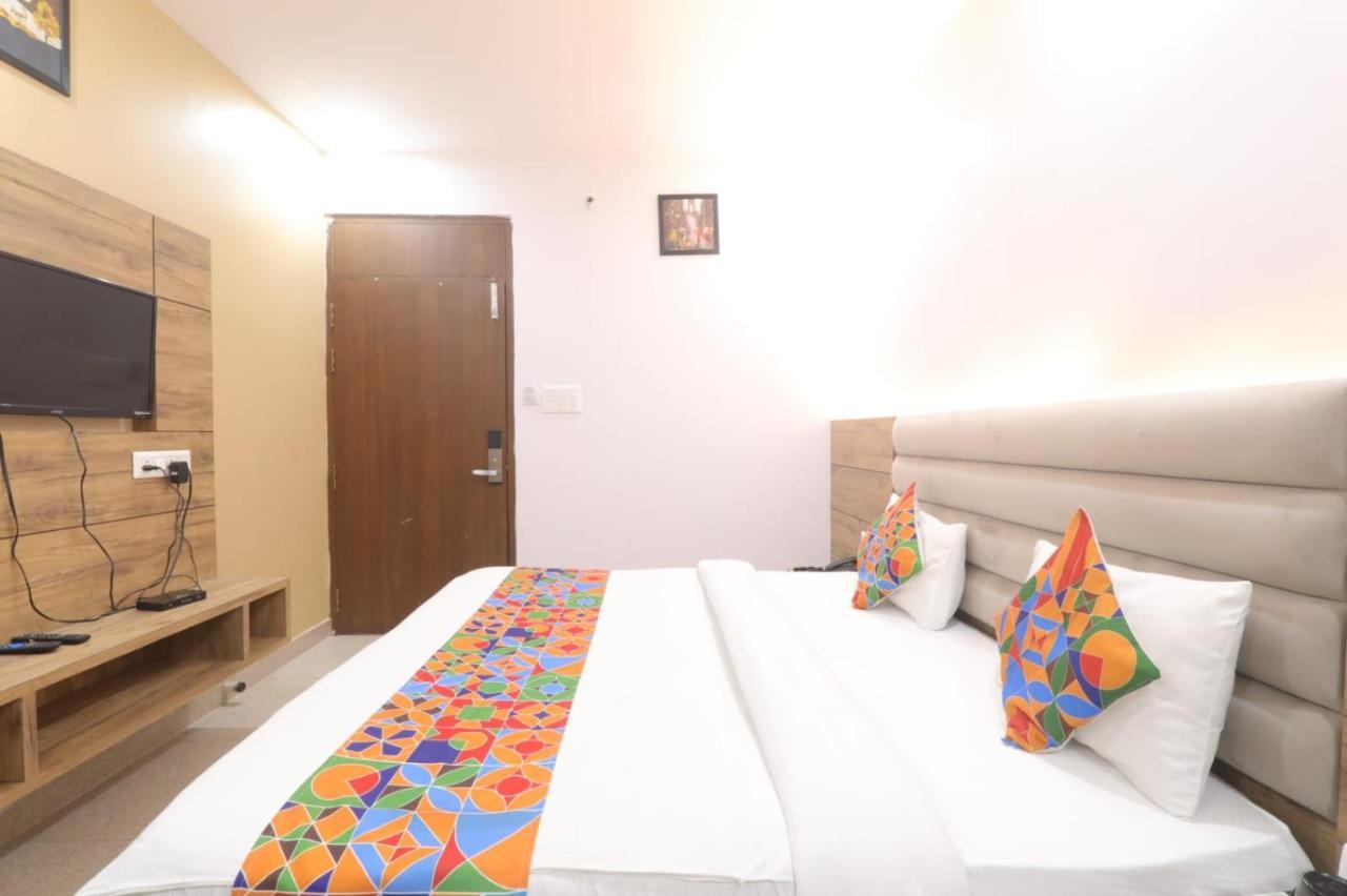 Icyhotels Hl Inn Chinhat Luaran gambar
